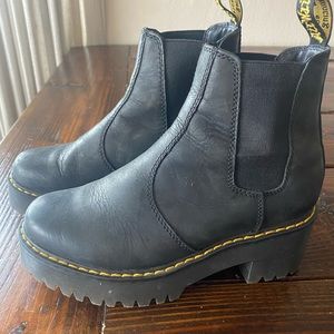 Black rometty Dr Martrn size 6 boots!